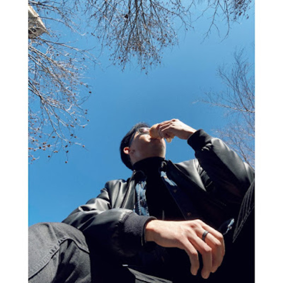 Meet your Posher, Dave - Picture 1 of 1